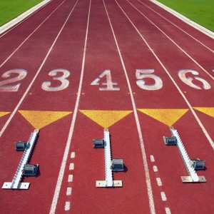 爱游戏-城市篮球夜场赛成为全民健身新风尚，激发青少年运动热情，夜间篮球比赛